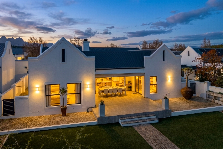 3 Bedroom Property for Sale in Croydon Vineyard Estate Western Cape